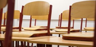 празне-клупе